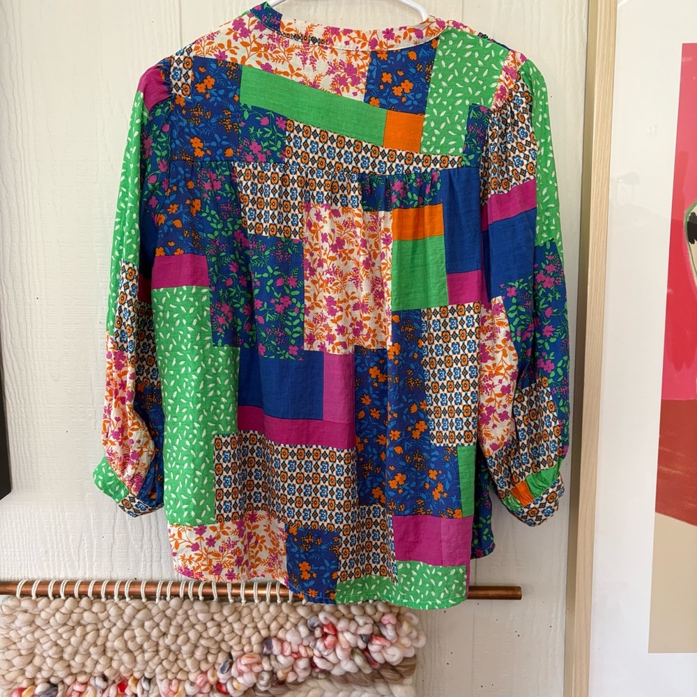 Patchwork Floral Button-Front Blouse in Green & B… - image 4